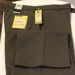 Nwt, brown Docker dress pants